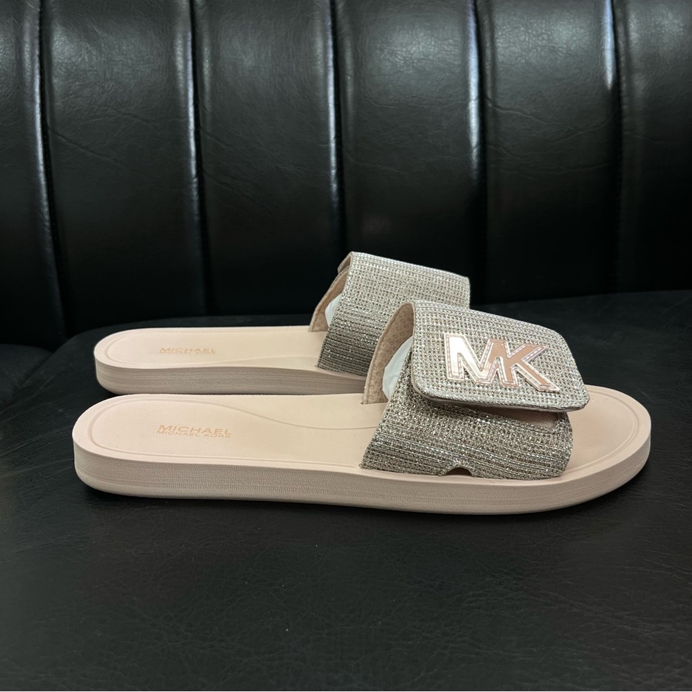 MICHAEL KORS Slides